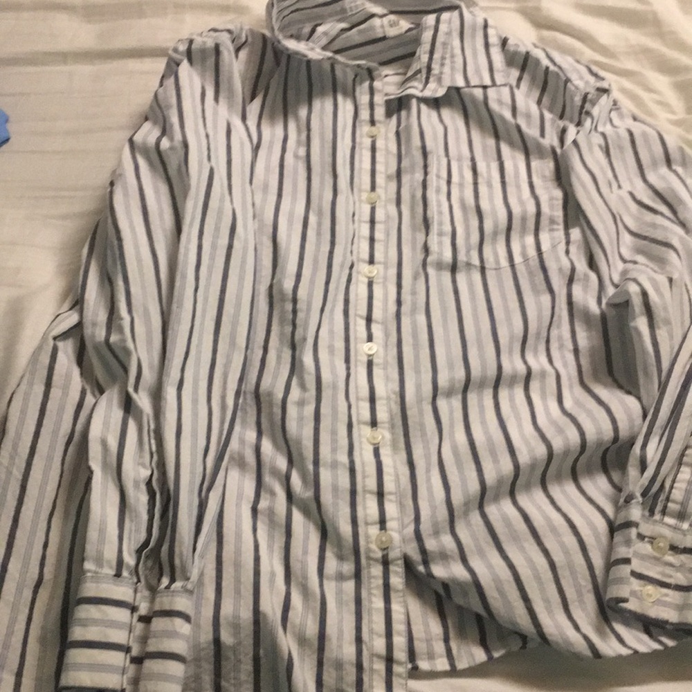 Gap. Stripe Boyfriend Shirt in Poplin